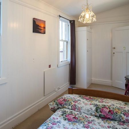 Fellworth House For Solo Travellers Hotel Nelson Luaran gambar